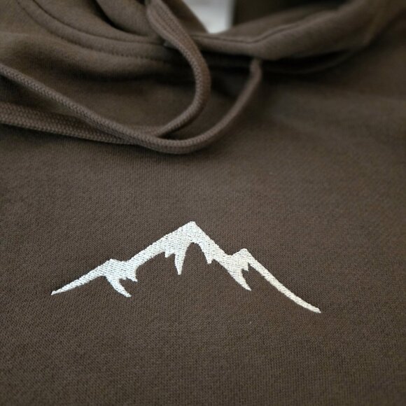 Brown Embroidered Mountain Peak Ski Club Hoodie Size Large NEW - Picture 4 of 5
